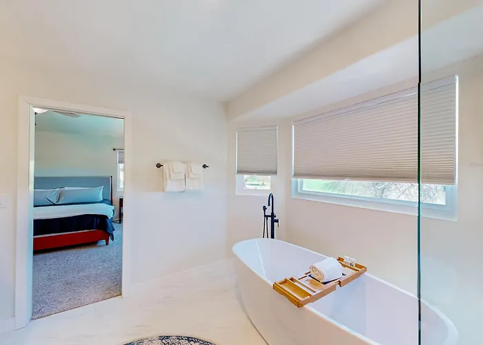 Sun-soaked Getaway * Oro Valley