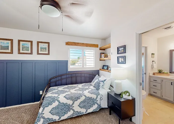 Holiday home Sun-soaked Getaway